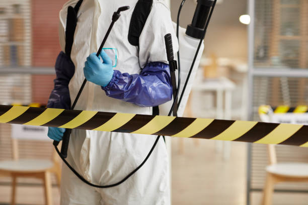 Professional Biohazard technician working in Commerce, CA